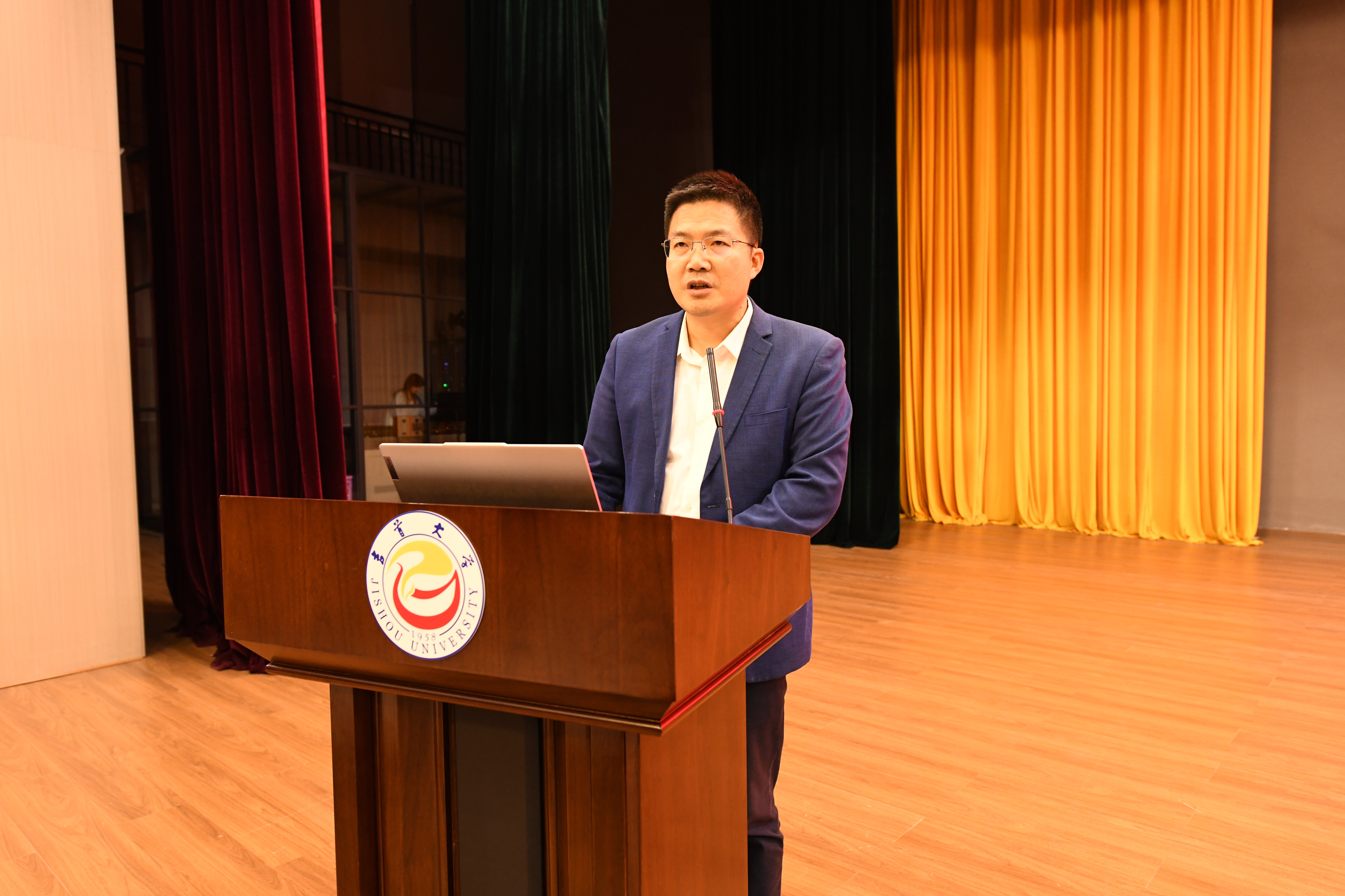 william威廉英国官网