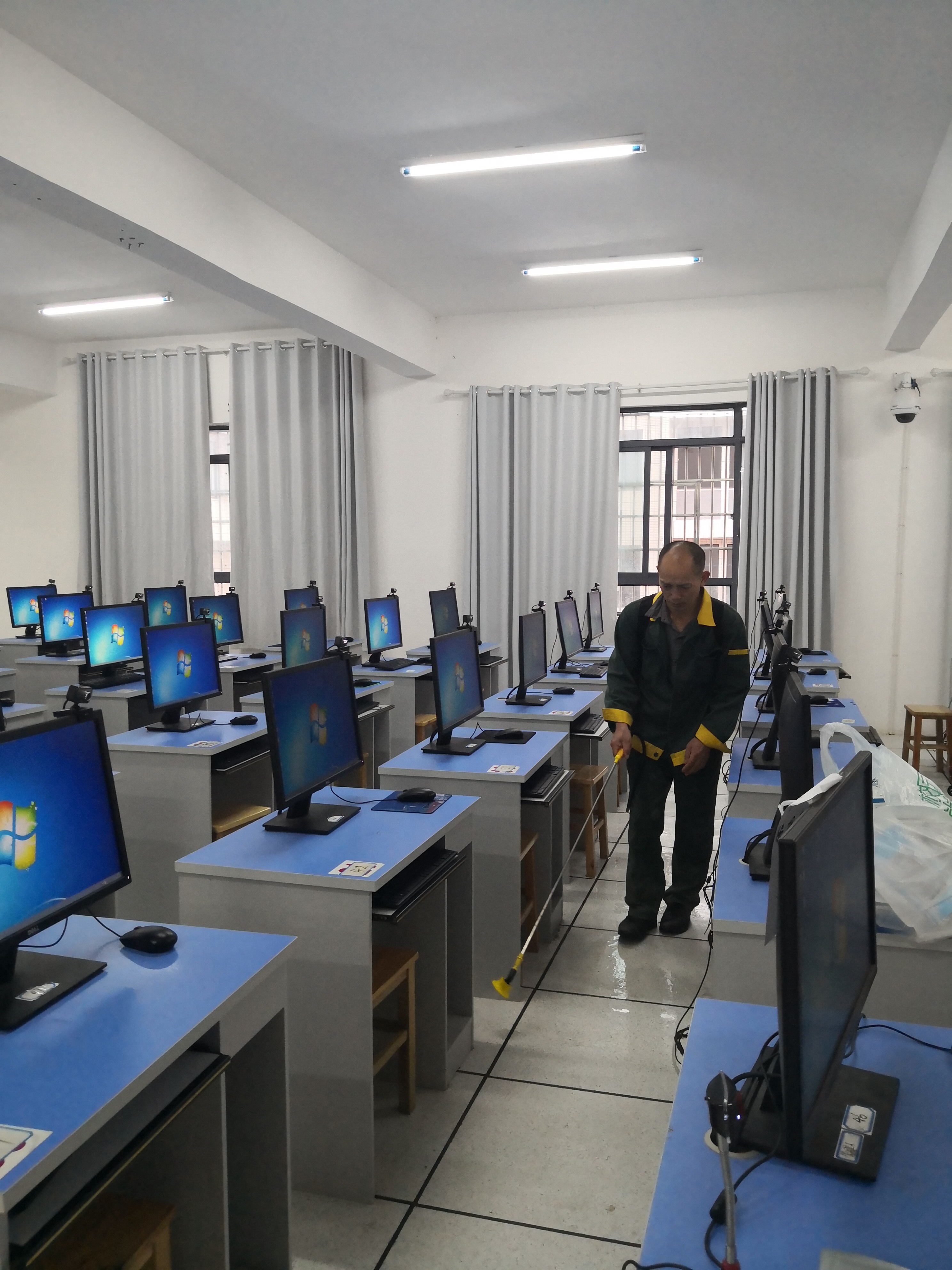 william威廉英国官网